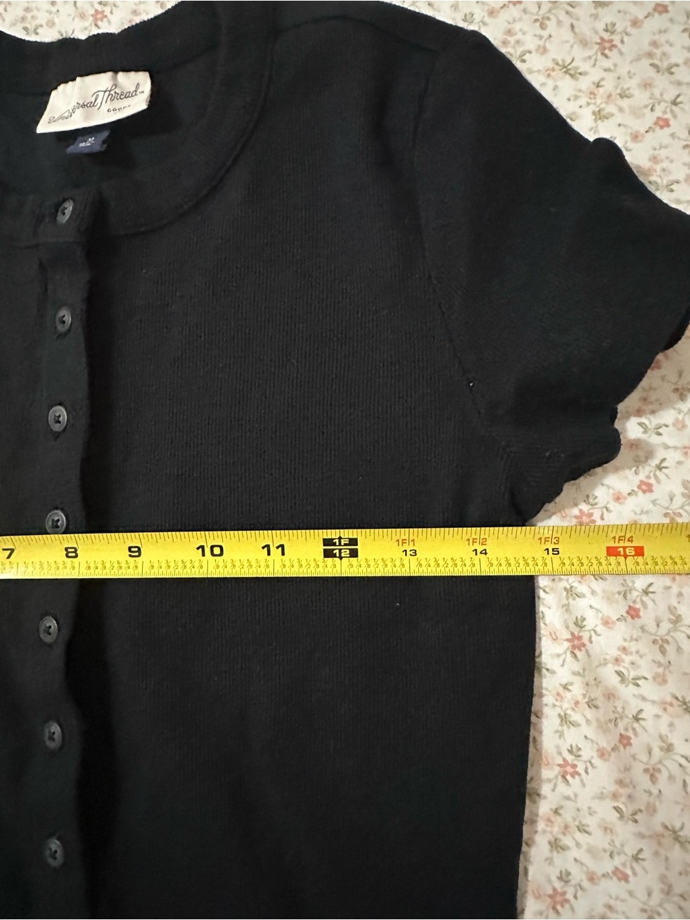 Universal thread button down blouse size small - Picture 7 of 7